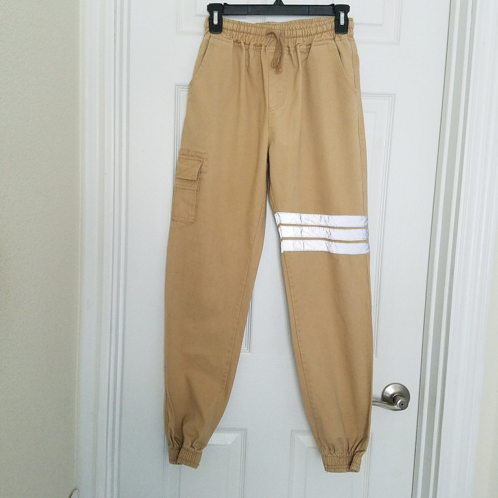 Yang XIN Yuan Youth Khaki Pants